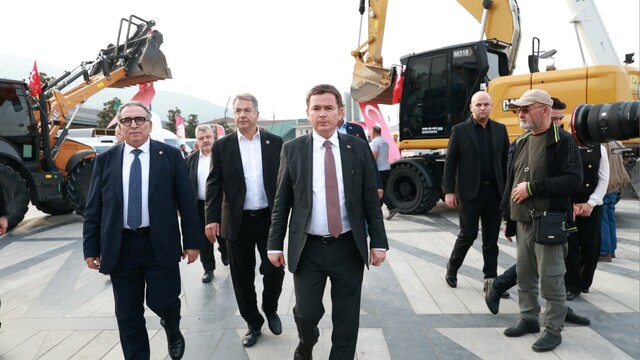 Osmangazi Belediyesi, araç filosunu 41 yeni araçla güçlendirdi