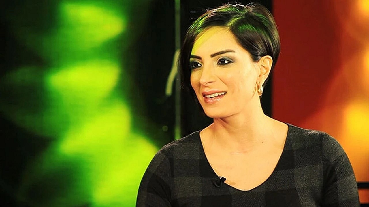 Özlem Özdil evlilik yolunda ilk adımı attı
