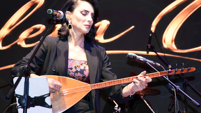 Özlem Özdil, Kırıkkale'de Cumhuriyet Bayramı konseri verdi