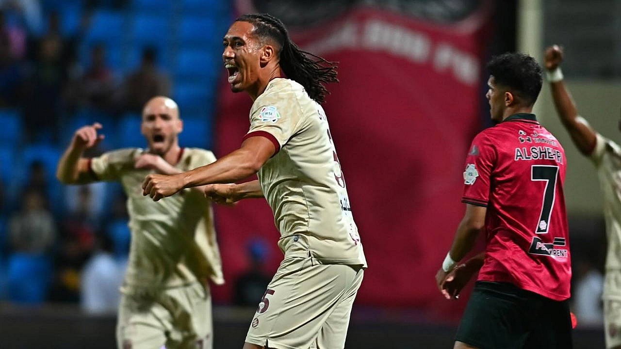 Porto, Chris Smalling ile 1+1 yıllık sözleşme imzaladı
