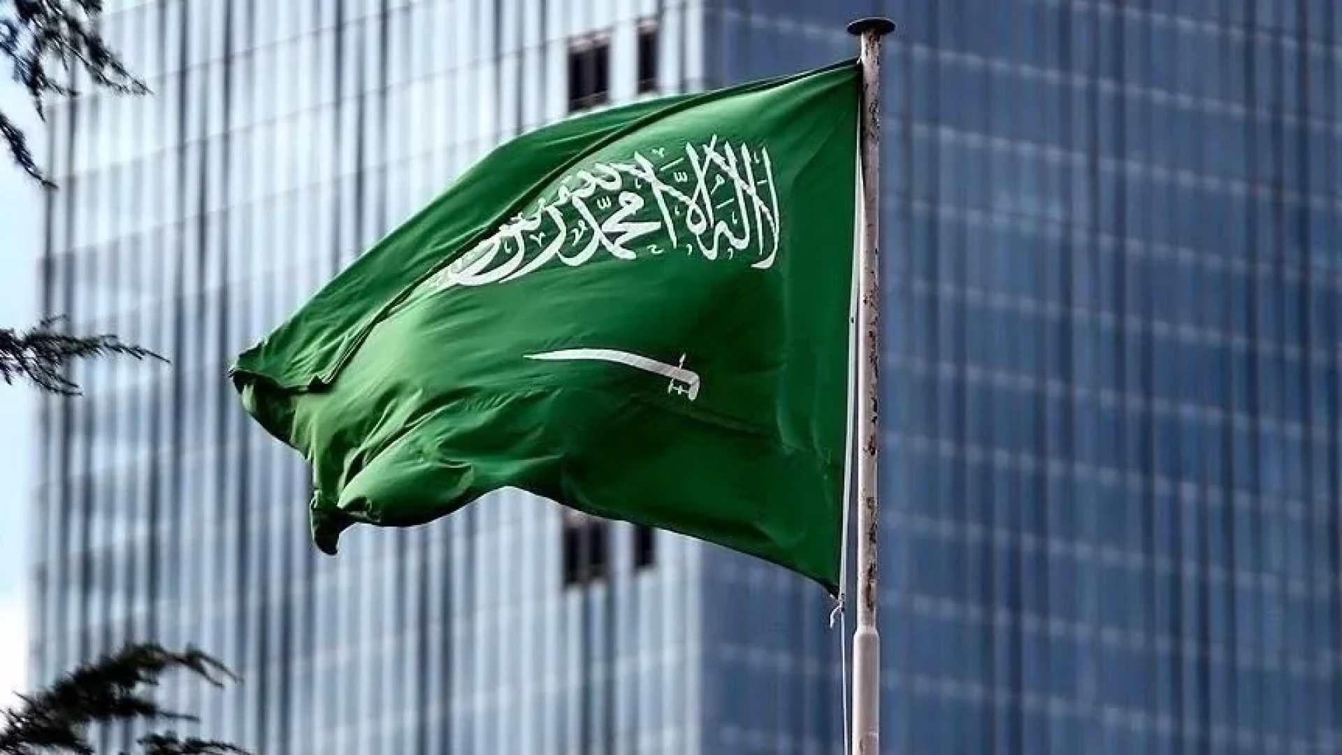 Riyad'da Husilerin hedef aldığı seyir füzesi engellendi