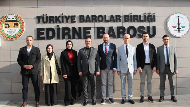 Saadet Partisi Genel Başkan Yardımcısı Tekin Edirne Barosu'nu ziyaret etti