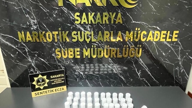 Sakarya'da uyuşturucu operasyonu: 3 kişi tutuklandı