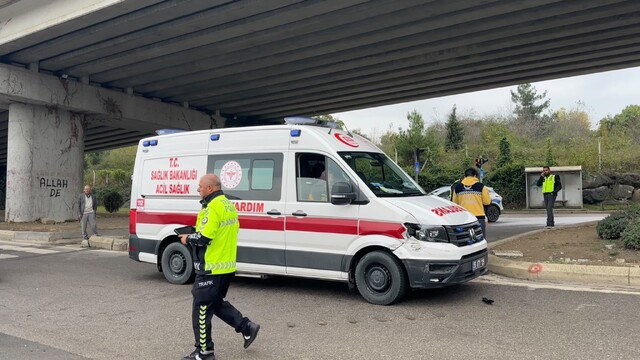 Samsun'da ambulans ile yolcu minibüsü çarpıştı
