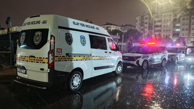 Samsun'da bıçaklı kavgada 2 kişi yaralandı