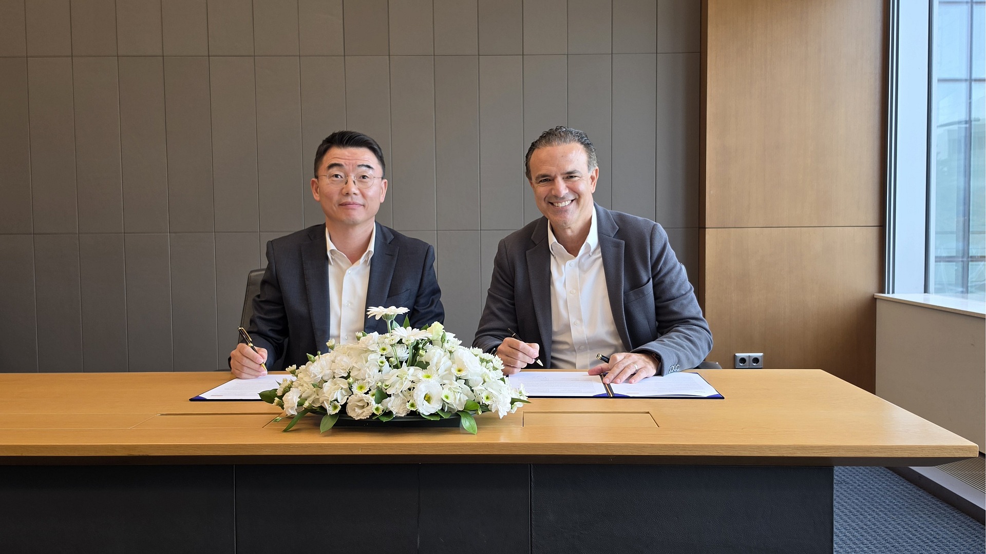 Samsung ve Teknosa, katlanabilir cihazlar için iş birliği