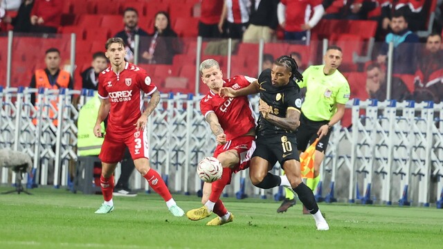 Samsunspor, Amed Sportif Faaliyetler'i 1-0 mağlup etti