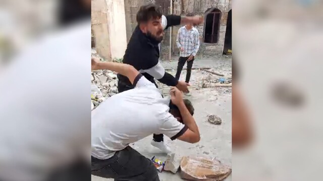 Şanlıurfa'da metruk evde bir kişi 4 kişiyi darbetti