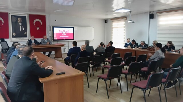 Sarıgöl'de ortak yazılı sınav sistemi toplantısı yapıldı