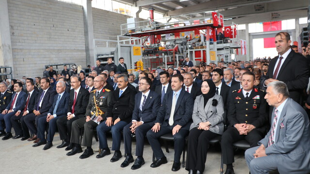 Siirt'te beton santrali ve parke taşı üretim tesisi açıldı