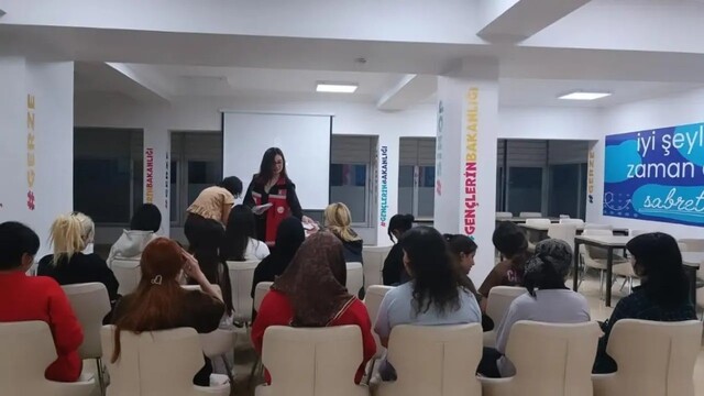 Sinop'ta kadına yönelik şiddet semineri düzenlendi