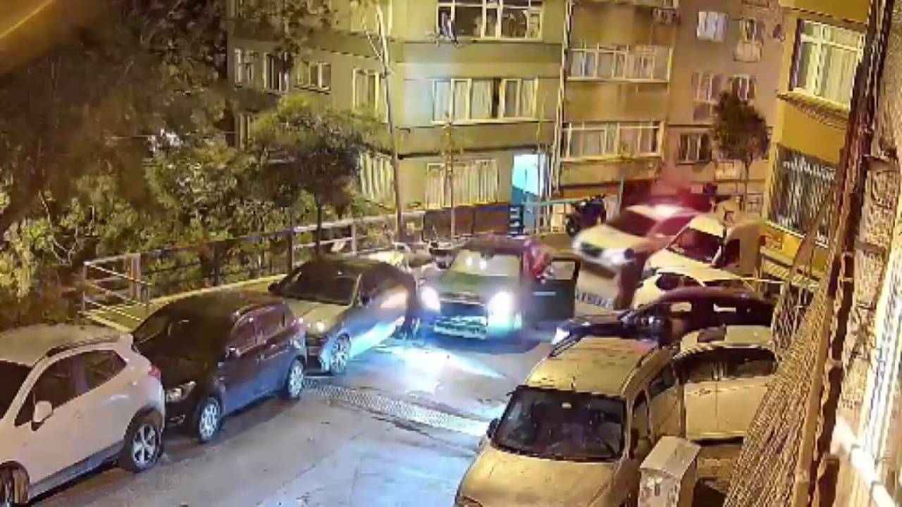 Sürücü, Şişli'de 'dur' ihtarına uymadı ve çarptı