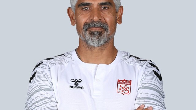 Sivasspor, teknik direktör İsmet Taşdemir ile ayrıldı