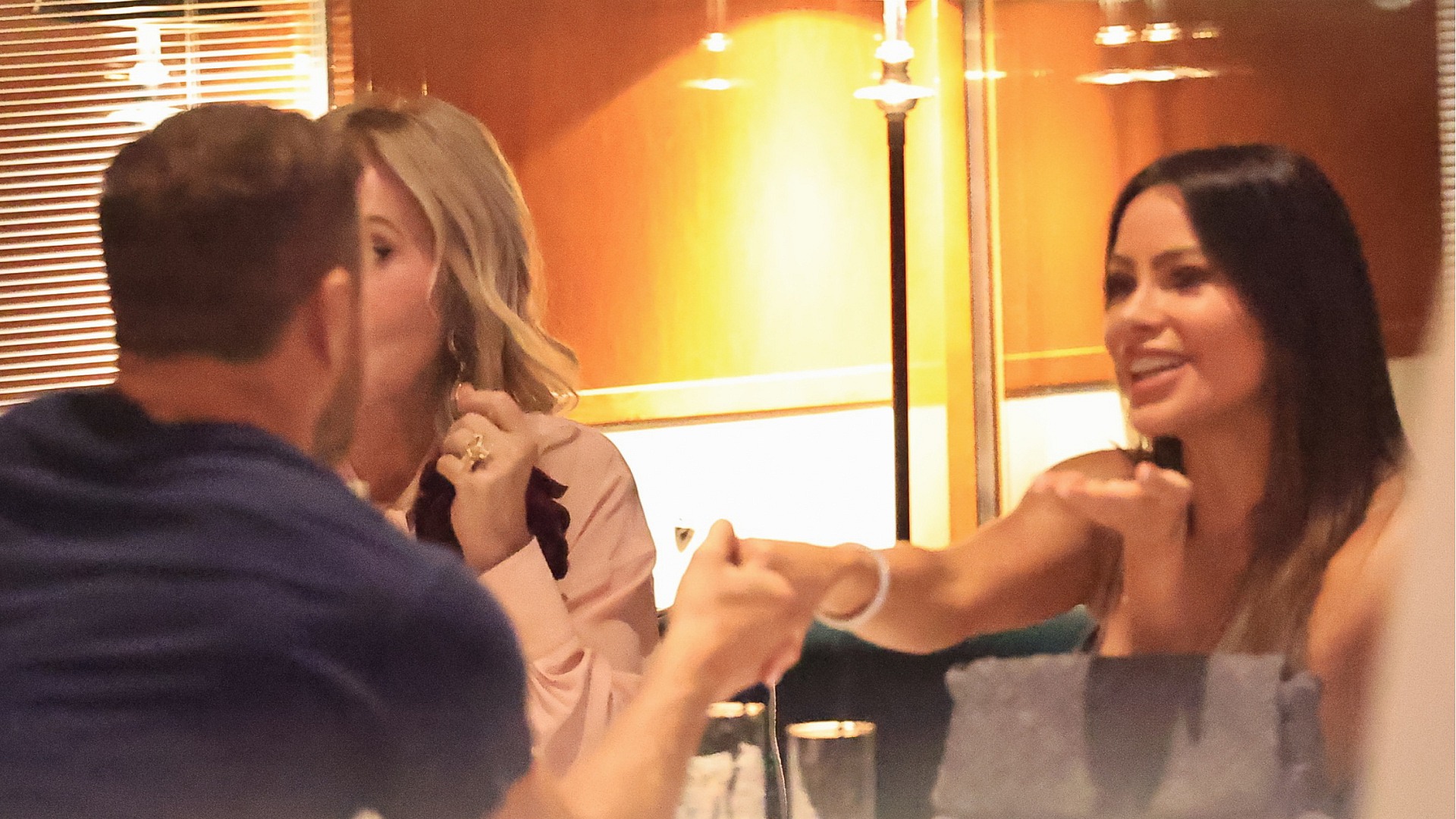 Sofia Vergara ve Dan Reynolds aşk dedikodularını doğruladı