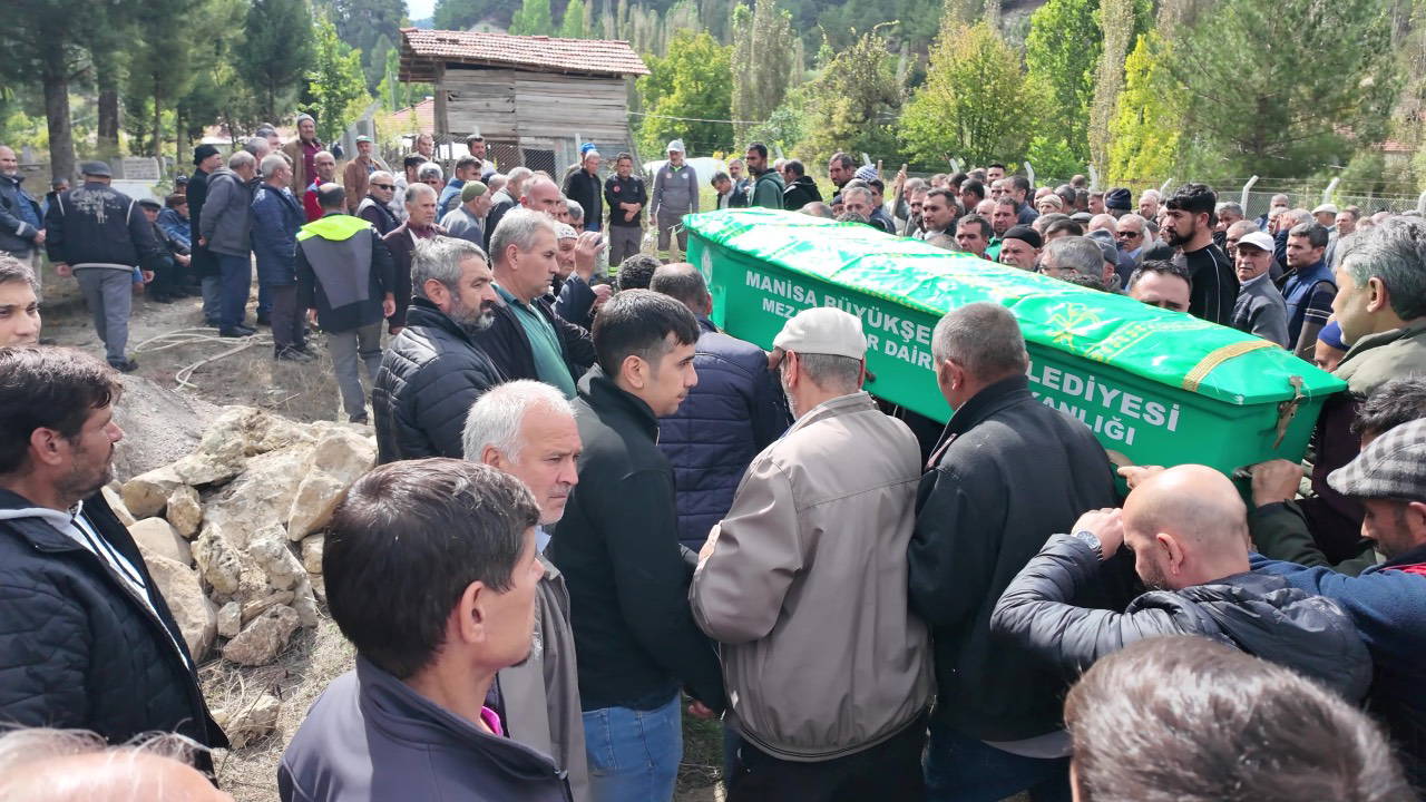 Soma'daki maden faciasında Halit Ersay toprağa verildi