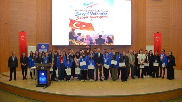 Sosyalfest'te gençler toplumsal sorunlara çözüm aradı