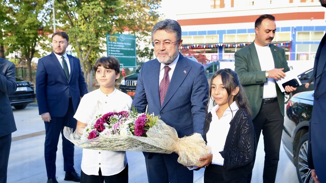 Tarım ve Orman Bakanı Yumaklı, Kastamonu'da suyu vurguladı