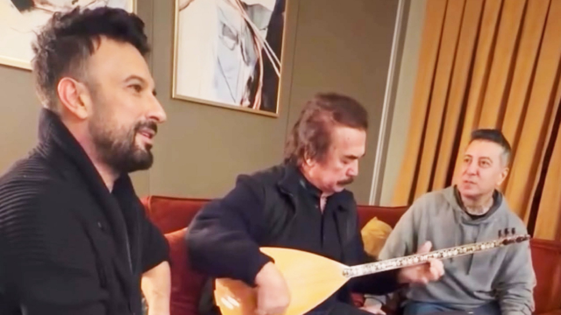 Tarkan ve Orhan Gencebay'dan sürpriz performans