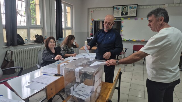 Tekirdağ'da çifte vatandaşlar Bulgaristan'da oy kullandı