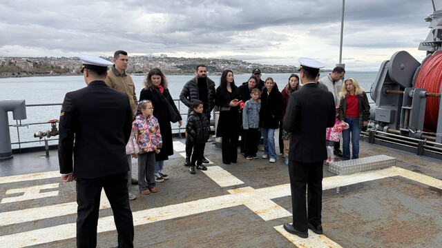 Tekirdağ'da TCG Işın'ı 4 bin kişi ziyaret etti