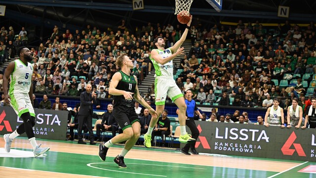 Tofaş, Slask Wroclaw'u 90-74 mağlup etti