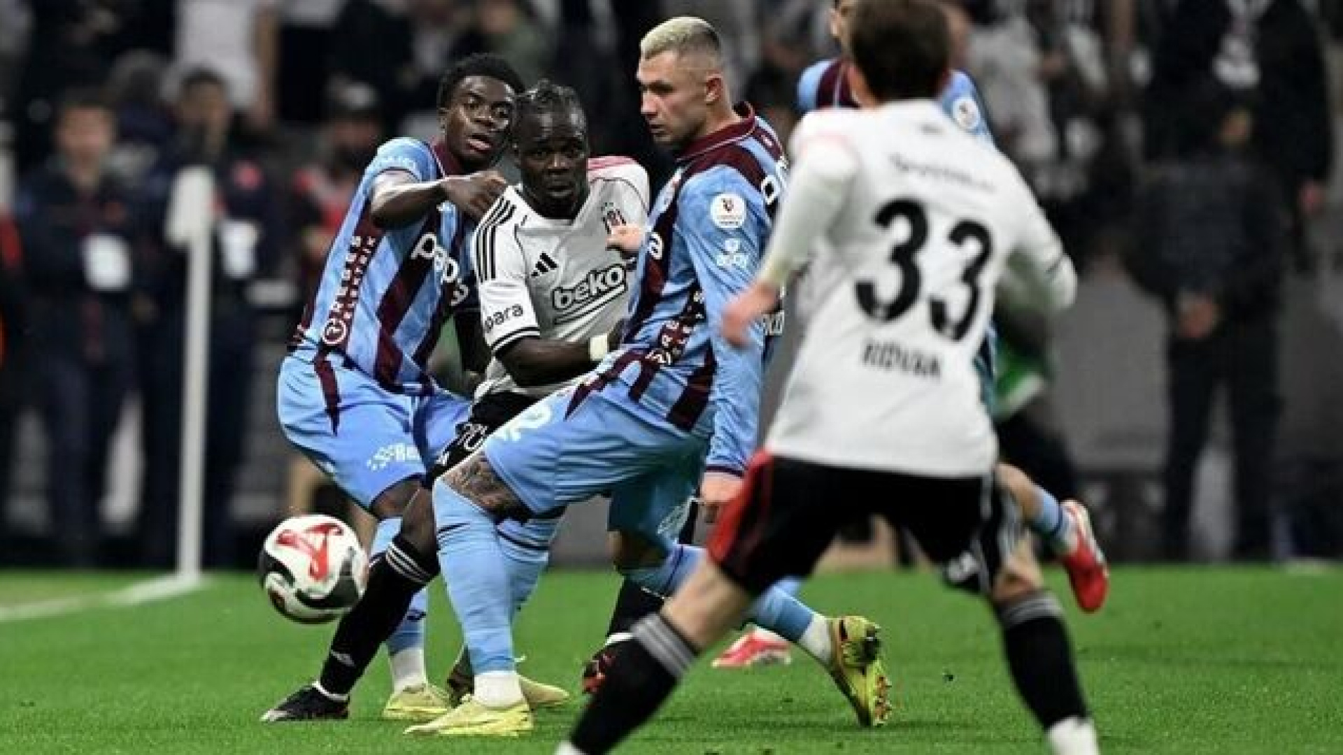 Trabzonspor, Beşiktaş'ı 19 Ekim'de konuk ediyor