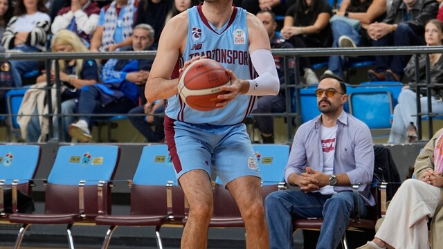 Trabzonspor, Esenler Erokspor'a 93-90 yenildi