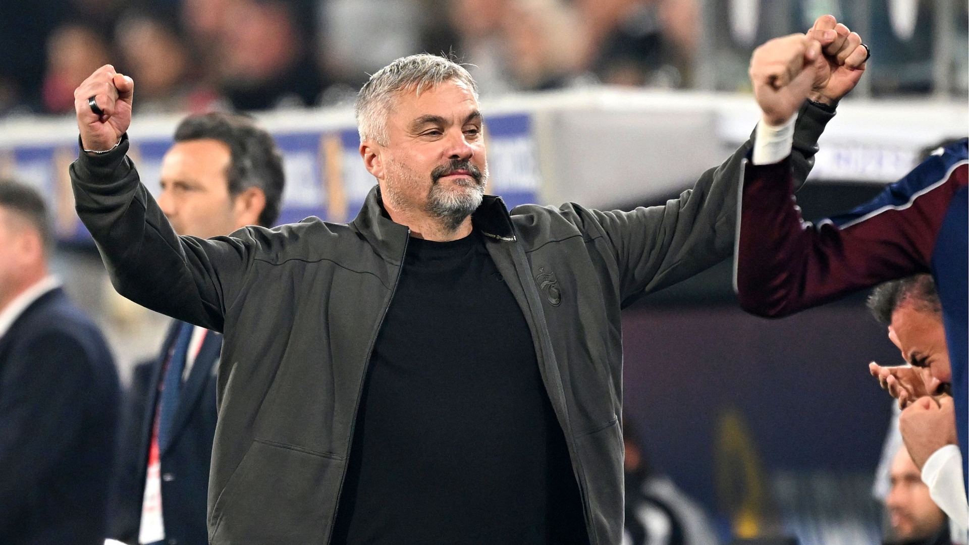 Trabzonspor teknik direktörü Reis, baskıyı sevdiğini söyledi