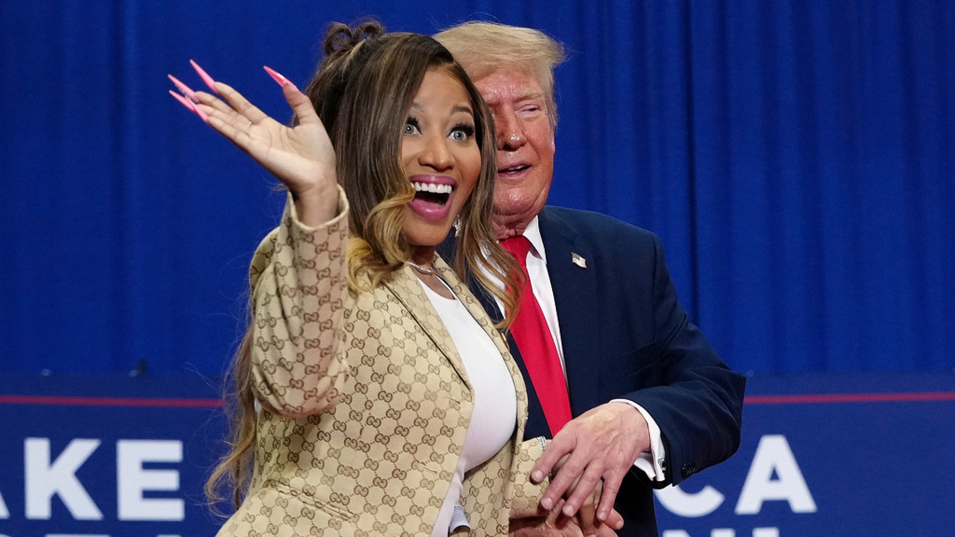 Trump'tan Nicki Minaj'a kalça övgüsü