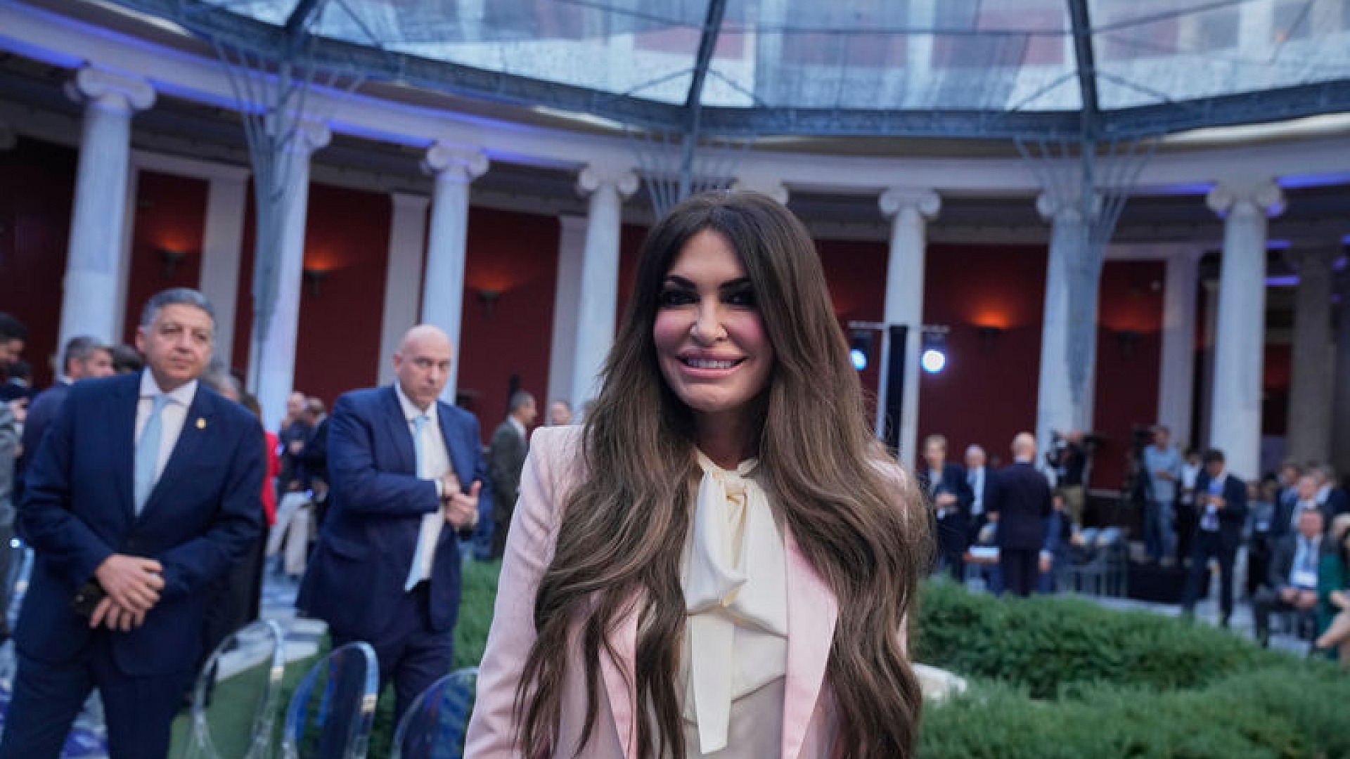 Trump, Yunanistan Büyükelçisi Guilfoyle hakkında karar verecek