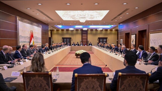 Türk iş dünyası Irak'ta 30 milyar dolarlık ticaret hedefliyor