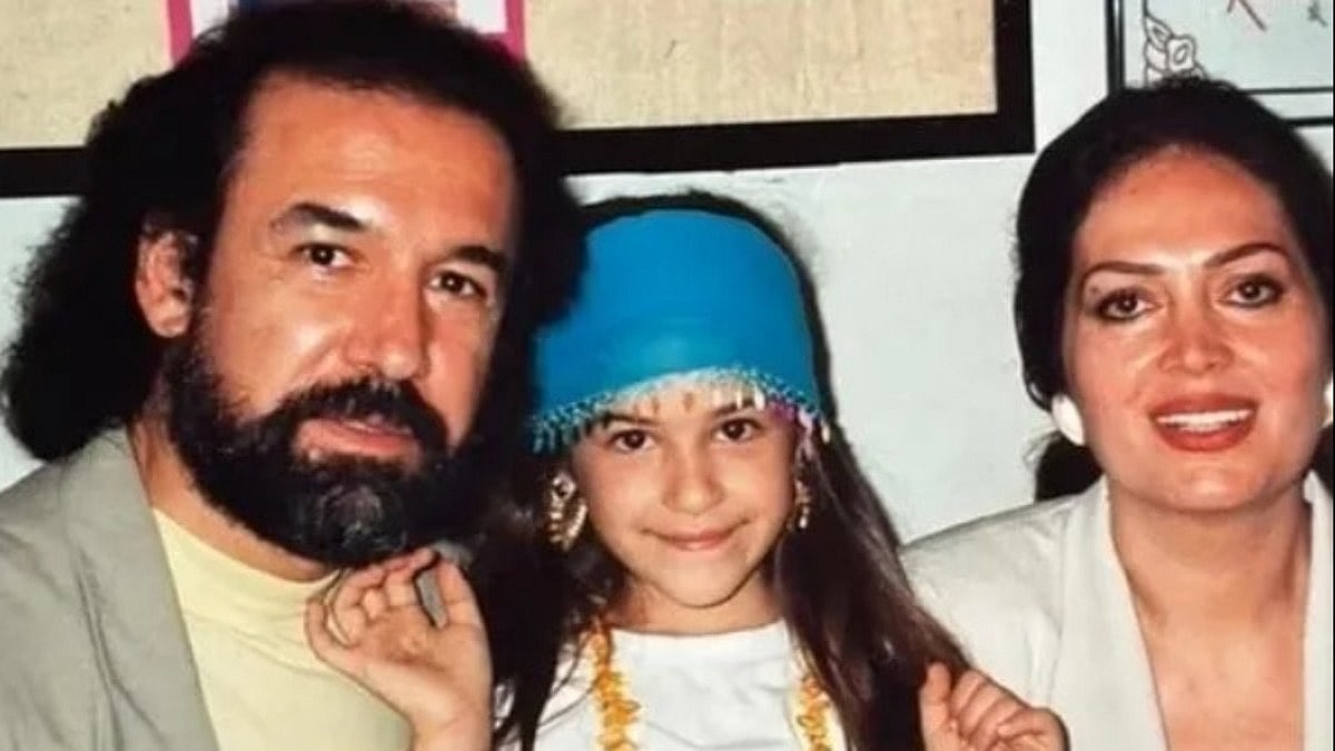 Türkan Şoray, kızı Yağmur Ünal'ın 42. doğum gününü kutladı