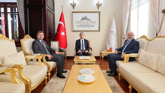 Türkiye-Çin Derneği'nden Vali Aktaş'a teşekkür ziyareti