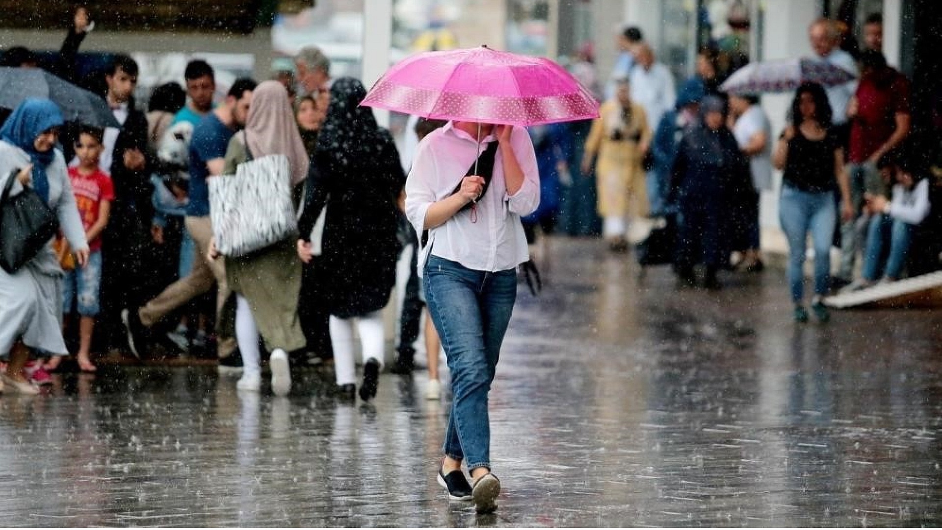 Türkiye'de yağışlı hava sistemi etkili olacak