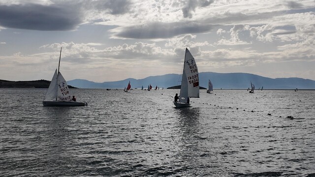 TYF Yelken Ligi yarışları Foça'da başladı