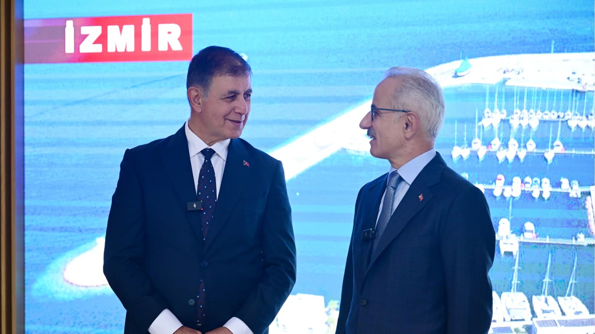 Ulaştırma Bakanı Uraloğlu, İzmir projelerini değerlendirdi