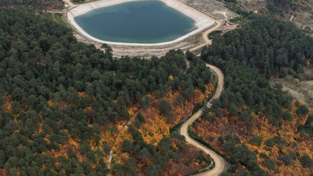 Uludağ’ın arka yüzünde sonbahar manzaraları göz kamaştırıyor