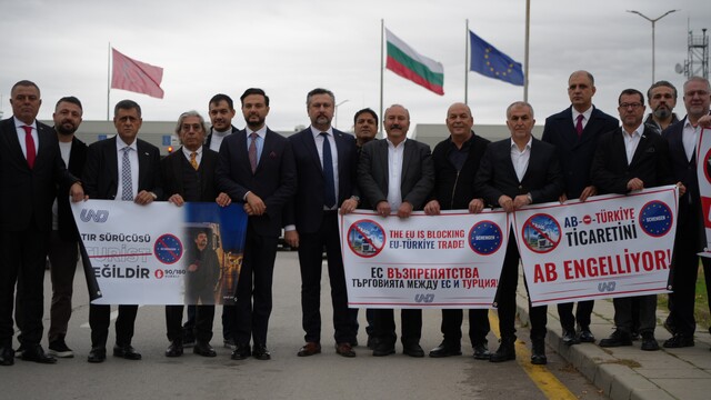 UND Başkanı Aras, TIR şoförlerinin vize sorununa dikkat etti