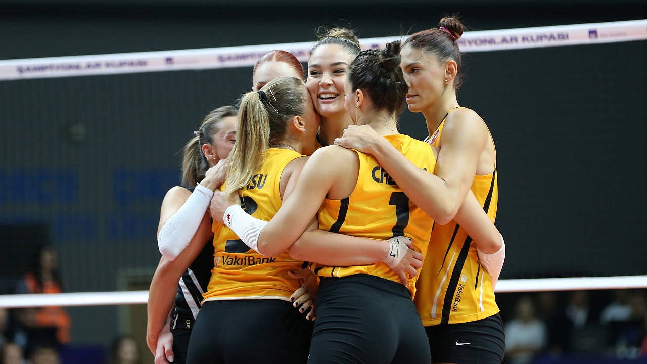 VakıfBank, Voleybol Şampiyonlar Kupası'nda zafer kazandı