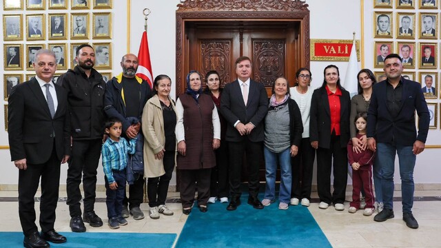 Vali Aydoğdu, Kureyşli Sarıkaya köyü sakinleriyle buluştu