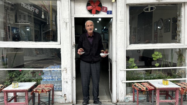 Van'da 45 yıllık kahvehanede geleneksel kültür yaşatılıyor