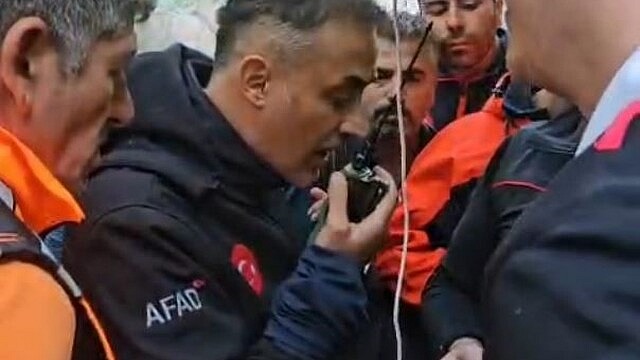 Yazılı Kanyon'da mahsur kalan İHH gönüllülerine telsiz ulaştı