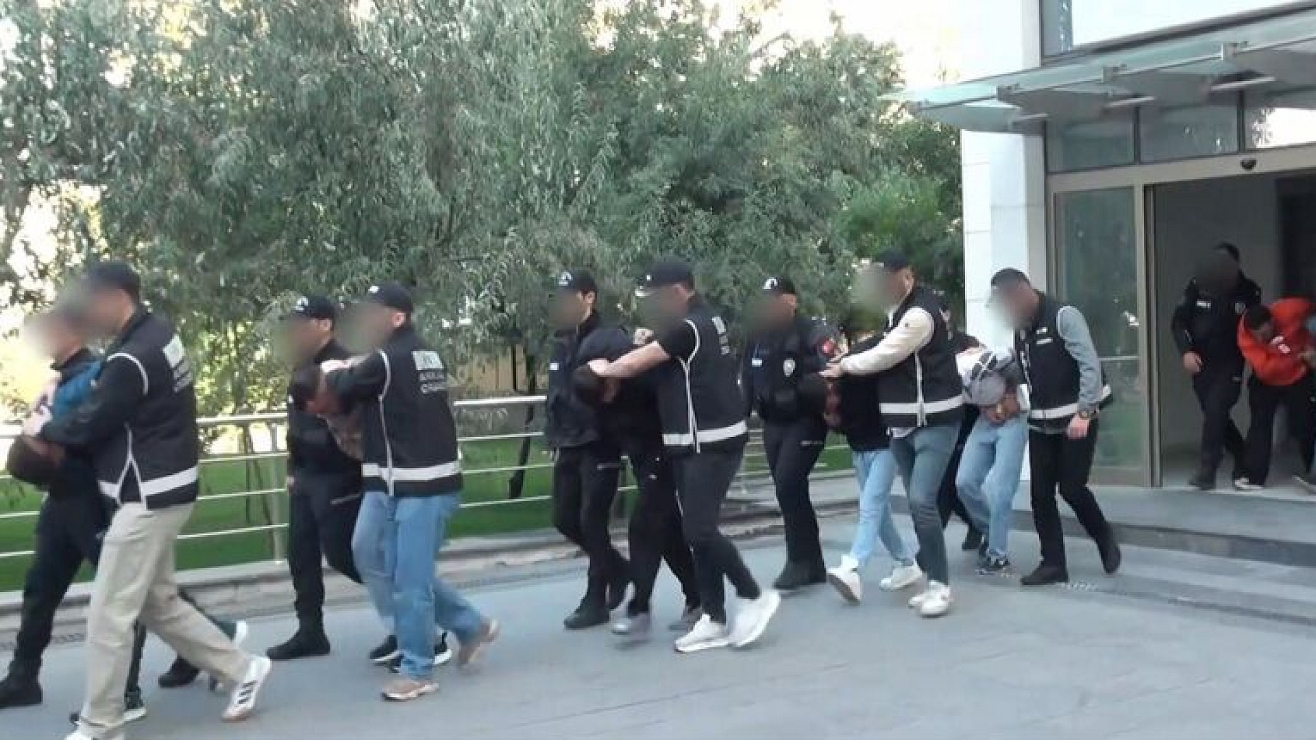 Yeni nesil suç örgütüne 58 kentte operasyon yapıldı