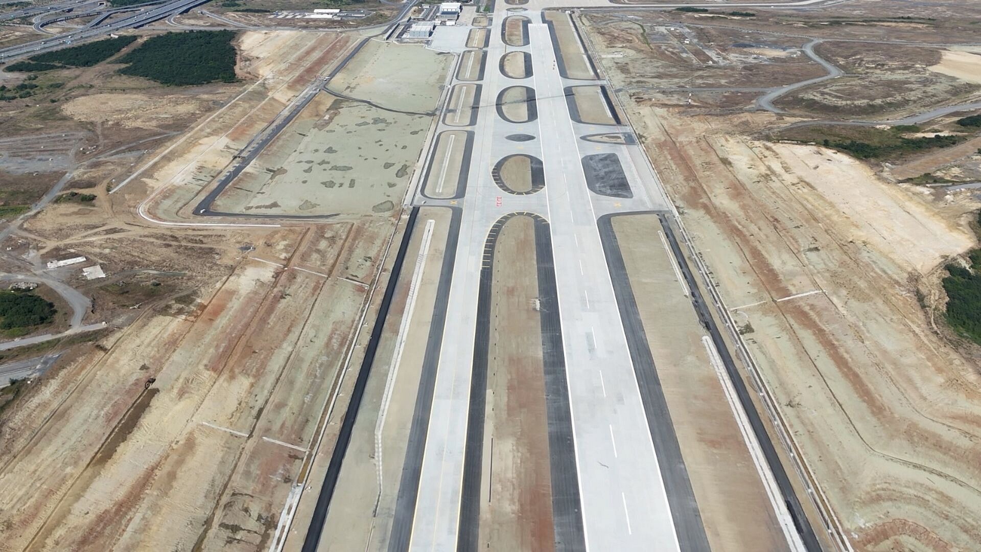 Yeni pist sayesinde 284 ton yakıt tasarrufu sağlandı