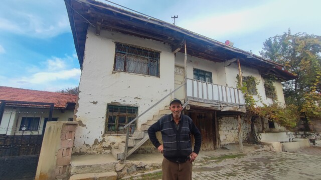 Yozgat'taki ekmek ocağı gençleri askere uğurluyor
