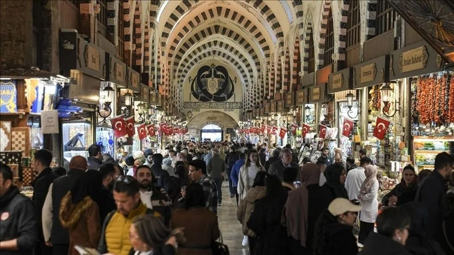 Yurt içi turizm harcamaları ikinci çeyrekte yüzde 32,6 arttı