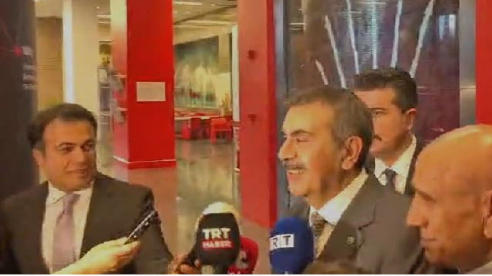 Yusuf Tekin, Kılıçdaroğlu'nu kızının nikahına davet etti