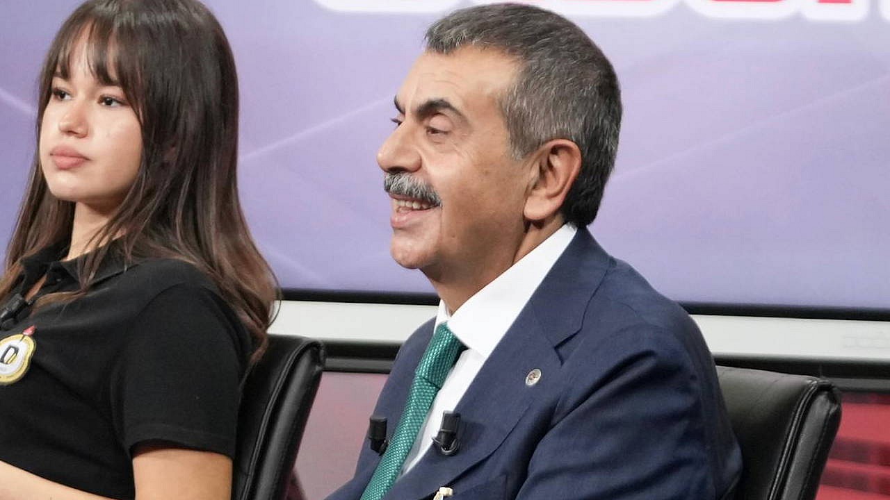 Yusuf Tekin: YKS'de hiçbir değişiklik olmayacak