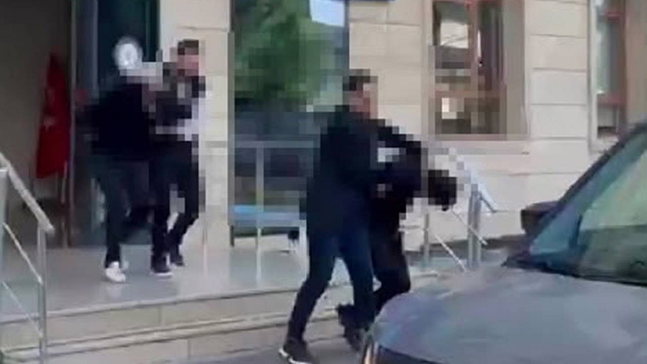 Zeytinburnu'nda alacak-verecek cinayetinde 2 kardeş gözaltına alındı