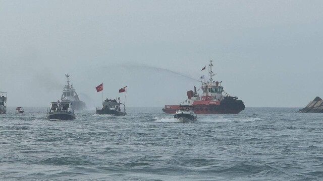 Zonguldak Limanı'nda Cumhuriyet Bayramı deniz gösterisi